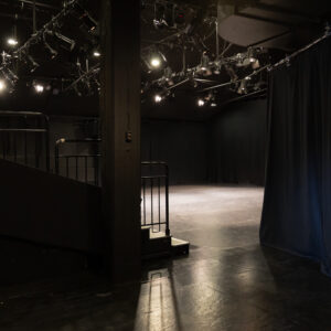 Teatterisali 3 kuva Mikael Holsti Tyhjä teatterisali.